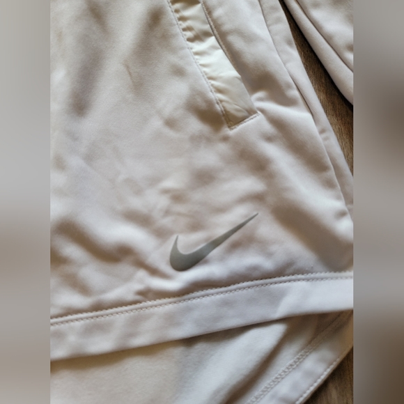 Women's Nike Jacket - XL - Picture 9 of 10